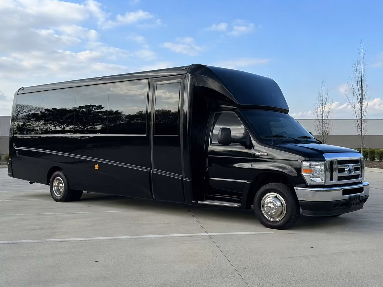 15 passenger minibus