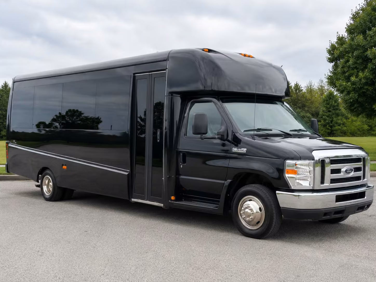 spokane valley 18 passenger minibus rental